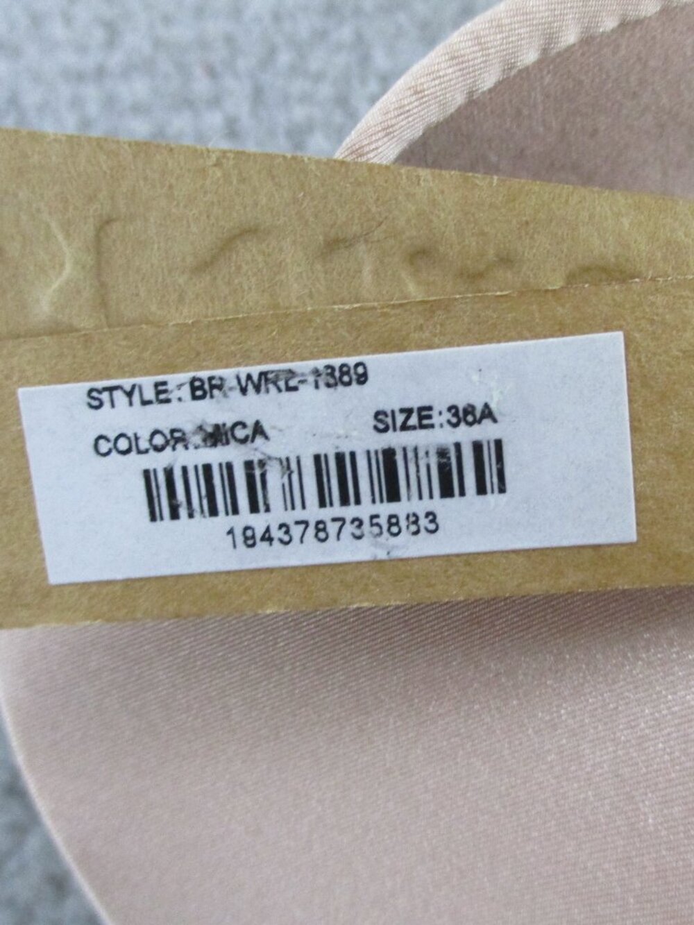 SKIMS T Shirt Demi Bra Womens 36A Mica Wireless Form Plunge Soft Adjustable NEW - Picture 4 of 6